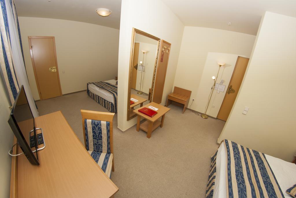 Hotel Oscar Truskawiec Zewnętrze zdjęcie