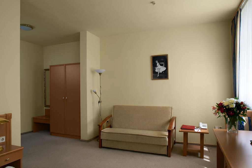 Hotel Oscar Truskawiec Zewnętrze zdjęcie